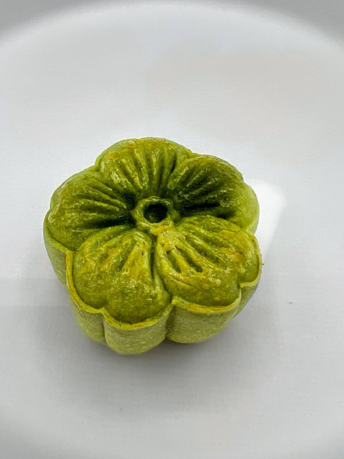 Matcha Lava Custard Mooncake / 抹茶流心奶黄月餅